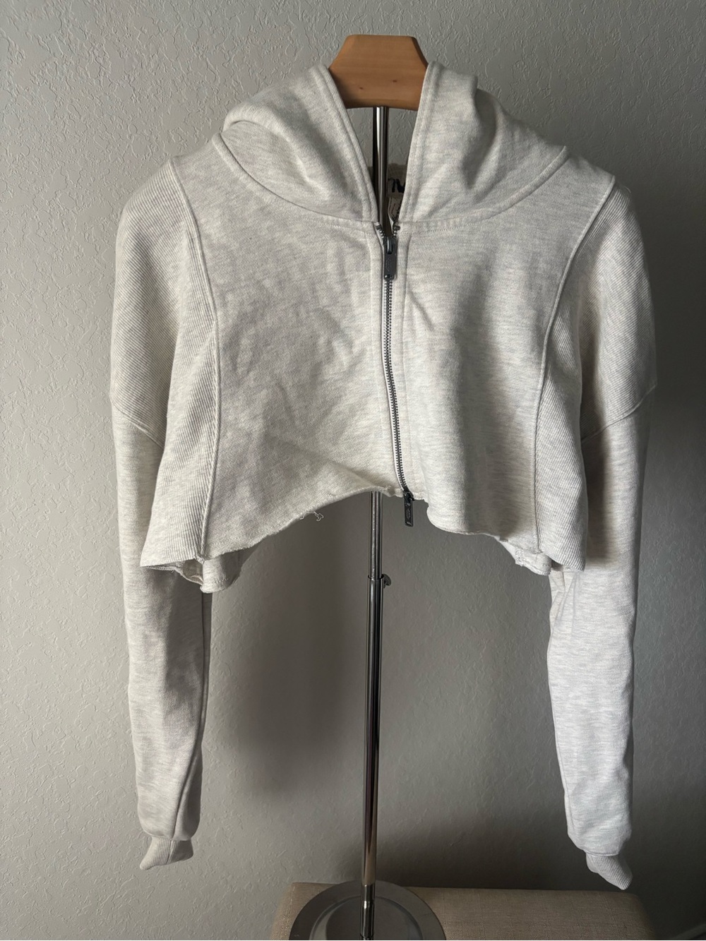 FP Movement For The Win Micro Zip Hoodie Oatmeal Heather Crop Womens M *FLAW - Picture 2 of 7